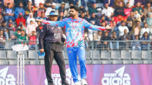 বোলিং অ্যাকশন পরীক্ষায় পাস আলিস, তবে...