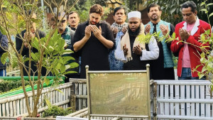 চিরনিদ্রায় শায়িত অঞ্জনা
