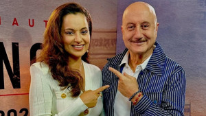 যে কারণে কঙ্গনাকে সেরা বললেন অনুপম খের