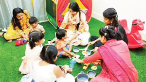 কর্মজীবী নারীর এক টুকরো স্বস্তি
