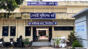 ঝিনাইদহে চিনি খেতে বাধা দেওয়ায় মারামারি, আটক ২