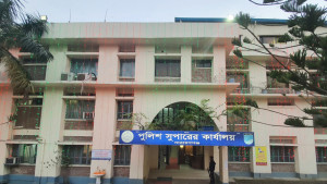 আসামি না পেয়ে মেয়ে-জামাইকে ডিবি কার্যালয়ে ১১ ঘণ্টা