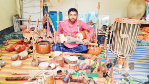 শত বাদ্যের কারিগর
