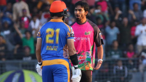 খুলনাকে হারিয়ে লড়াইয়ে ফিরল সিলেট 