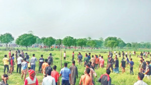 সীমান্তে দু’দেশের মানুষের সংঘর্ষ, সাউন্ড গ্রেনেড নিক্ষেপ