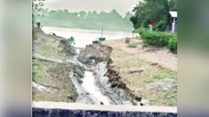 হাওরবাসীর কাজে আসছে  না অপরিকল্পিত স্লুইসগেট