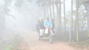 মাঘের শীতে  কাঁপছে উত্তর জনপদ