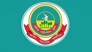 কোটি টাকা হাতিয়ে নিয়েছেন সাবেক জেএমপি কমিশনার
