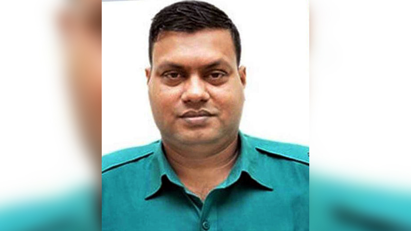 সেই এডিসি বরখাস্ত সেই এডিসি বরখাস্ত