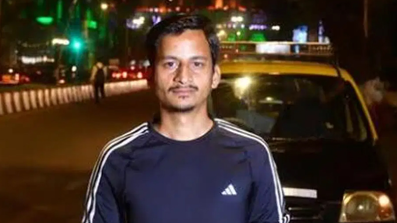 আকাশের বাবা বললেন, পুলিশ আমার ছেলের জীবন তছনছ করে দিলো আকাশের বাবা বললেন, পুলিশ আমার ছেলের জীবন তছনছ করে দিলো