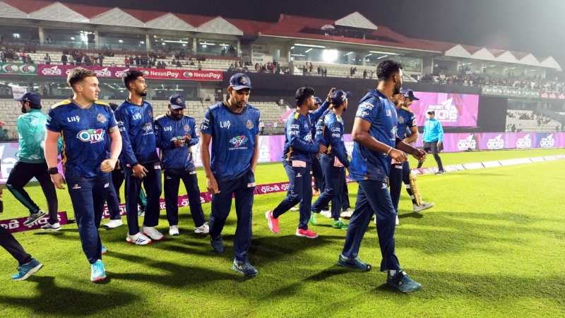 টানা পাঁচ হার শাকিব খানের ঢাকার টানা পাঁচ হার শাকিব খানের ঢাকার