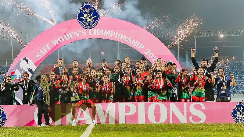 নানা অসন্তোষে নারী ফুটবলারদের অনুশীলন বর্জন নানা অসন্তোষে নারী ফুটবলারদের অনুশীলন বর্জন