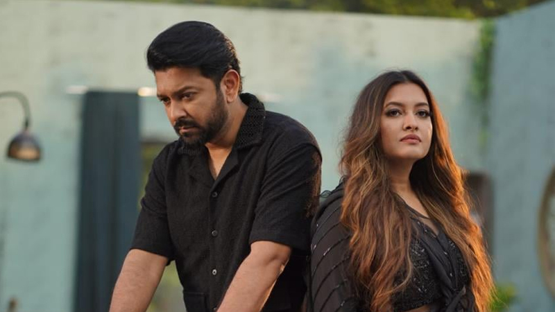 তাহসানের সঙ্গে সিঁথির ‘একা ঘর আমার’, অনুপমের অভিষেক! তাহসানের সঙ্গে সিঁথির ‘একা ঘর আমার’, অনুপমের অভিষেক!