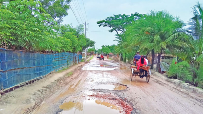 কাজের নামে ‘অকাজ’ ২০০ কোটি অপচয় কাজের নামে ‘অকাজ’ ২০০ কোটি অপচয়