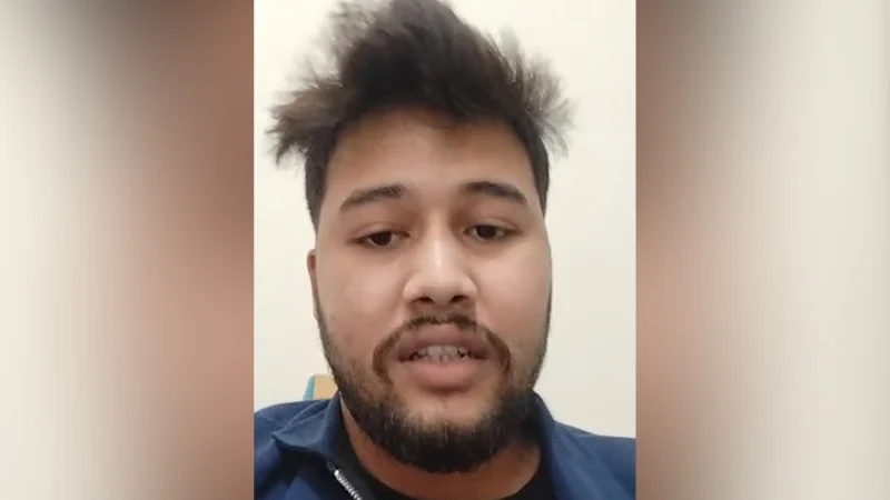 ওসিকে হুমকি দেওয়া সেই সাজ্জাদকে ধরিয়ে দিতে পুরস্কার ঘোষণা ওসিকে হুমকি দেওয়া সেই সাজ্জাদকে ধরিয়ে দিতে পুরস্কার ঘোষণা