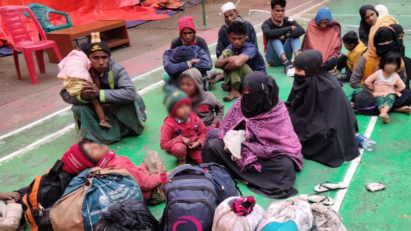 ভাসানচর থেকে পালানো ২০ রোহিঙ্গা আনোয়ারায় আটক ভাসানচর থেকে পালানো ২০ রোহিঙ্গা আনোয়ারায় আটক
