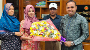অদম্য তানিশার কাছে হার মানল প্রতিবন্ধকতা
