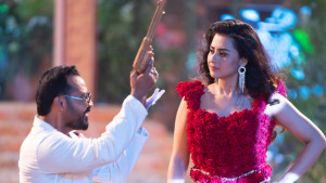 বুবলীকে বন্দি করে নাচালেন জীবন, ময়না গানে নেচে উঠছে শ্রোতারাও