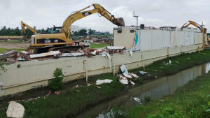৩৯ প্রভাবশালীর দখলে থাকা সরকারি জায়গা উদ্ধারে চট্টগ্রামে পাউবো’র অভিযান 