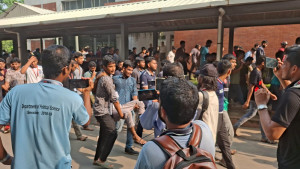 স‌চিবালয়ে শিক্ষার্থী পেটানোর প্রতিবাদে ঐকমত্য কমিশনের সংলাপ থেকে ‘ওয়াকআউট’ ৩ দলের