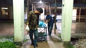 তেলবাহী ট্রাকচাপায় ইজিবাইকের চালকসহ নিহত ৩