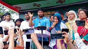 স্বজনপ্রীতির সবচেয়ে বড় উদাহরণ স্বাস্থ্য উপদেষ্টা: হাসনাত আবদুল্লাহ