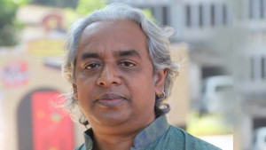 স্মৃতিপটে জুয়েল,তাকে ঘিরে আড্ডা ও গান