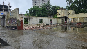 আ.লীগ অফিসের ধংসস্তূপের ওপর জুলাই শহীদ স্মৃতিস্তম্ভ নির্মাণের সিদ্ধান্ত