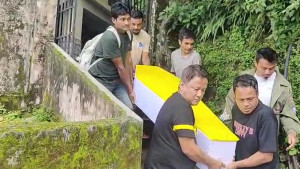 দার্জিলিংয়ে পাহাড় ধসে নিহত ২ 