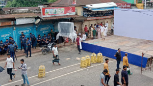 রাজবাড়ীতে এনসিপির পদযাত্রা ঘিরে সতর্ক অবস্থানে আইনশৃঙ্খলা বাহিনী