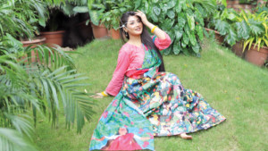 শাড়িতে স্কার্টে বর্ষা