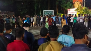 ফেসবুকে ‘ট্রল’ করে প্রত্যাহার হলেন দিনাজপুরের অতিরিক্ত পুলিশ সুপার 