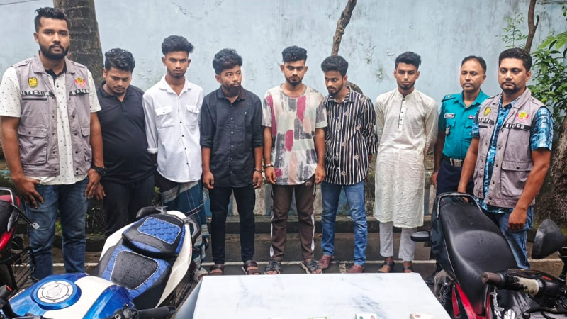 সৌদি রিয়াল ডাকাতি মামলায় গ্রেপ্তার আরও ৬ জন সৌদি রিয়াল ডাকাতি মামলায় গ্রেপ্তার আরও ৬ জন