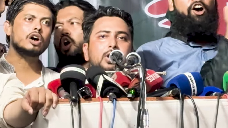 ৫ আগস্ট লক্ষ্য ছিল গণভবন, এবার সংসদ ভবন: নাহিদ ইসলাম ৫ আগস্ট লক্ষ্য ছিল গণভবন, এবার সংসদ ভবন: নাহিদ ইসলাম