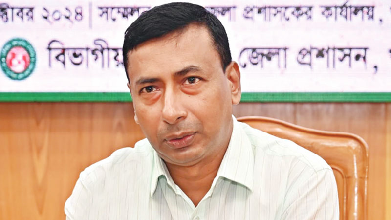 ছয় দপ্তরের দায়িত্বভার একজনের কাঁধে ছয় দপ্তরের দায়িত্বভার একজনের কাঁধে