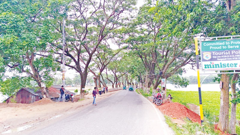 রাঙামাটির ৭ সড়কই ভালো রাঙামাটির ৭ সড়কই ভালো