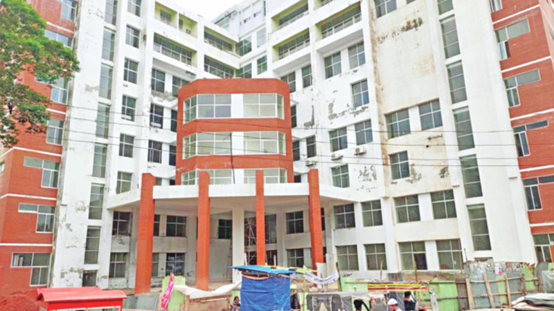 সেবায় দুর্ভোগ, ৬ মাসেও হস্তান্তর হয়নি নতুন ভবন সেবায় দুর্ভোগ, ৬ মাসেও হস্তান্তর হয়নি নতুন ভবন