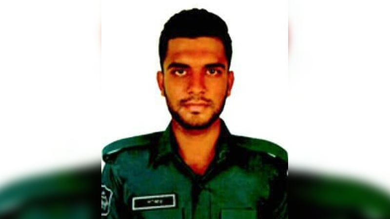 খুলনায় সড়ক দুর্ঘটনায় আহত পুলিশ কনস্টেবলের মৃত্যু খুলনায় সড়ক দুর্ঘটনায় আহত পুলিশ কনস্টেবলের মৃত্যু