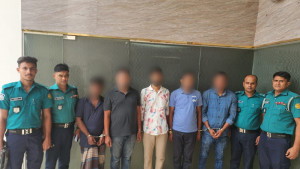 চাকরিচ্যুত পুলিশ ও সেনা সদস্যের নেতৃত্বে উত্তরায় লুট হয় কোটি টাকা