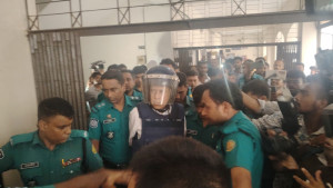 রাজনৈতিক সরকারের অধীনে হাজার বছরেও নির্বাচন সুষ্ঠু হবে না, আদালতে হাবিবুল আওয়াল