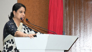 দেশের সবচেয়ে বড় নিরাপত্তা ঝুঁকি জলবায়ু সংকট: পরিবেশ উপদেষ্টা