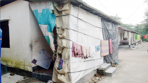 ৬ মাস ধরে খোলা আকাশের নিচে ৩১টি পরিবার