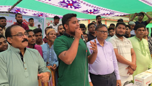 তরুণরা সোশ্যাল মিডিয়ার নেতিবাচক প্রভাবের শিকার হচ্ছে: হাসনাত