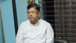 পুরো জাতি তাকিয়ে আছে লন্ডনের দিকে: শেখ বাবলু