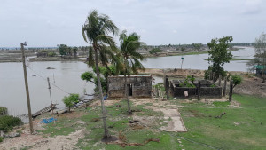 গ্রামীণ মৎস্য ও পশুসম্পদ ফাউন্ডেশনের ঘেরে ডাকাতি, আহত ৪