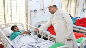 সেনাপ্রধানের কর্মব্যস্ত ঈদের দিন