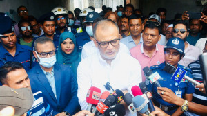 চামড়া শিল্পে ১৫ বছরে ব্যাপক নৈরাজ্য হয়েছে: বাণিজ্য উপদেষ্টা 