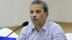 অনৈতিক তদবির না মানলেই ভারতের দালাল: আসিফ নজরুল
