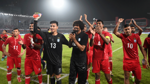 ক্রিকেট ভালোবাসলে বুঝি ফুটবলকে ভালোবাসা যায় না!