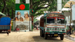 বাংলাদেশ থেকে স্থলপথে পাট ও পাটজাত পণ্য আমদানিতে নিষেধাজ্ঞা ভারতের